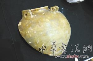 夹耳罐