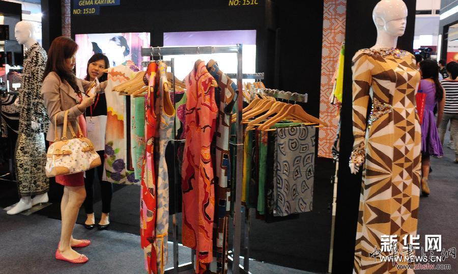 （晚报）（3）2013年北京奢侈品展举行