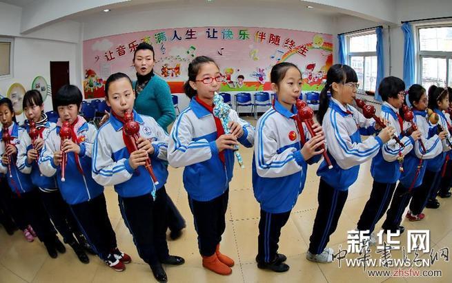 （晚报）（2）民族乐器进学校